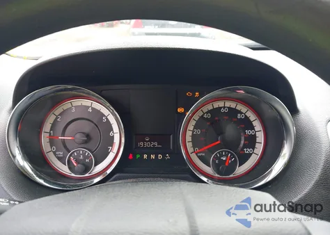 2016 Dodge Grand Caravan Sxt z USA, uszkodzony, nr VIN 2C4RDGCG1GR179128